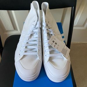 Size 8 white adidas Nizza platform